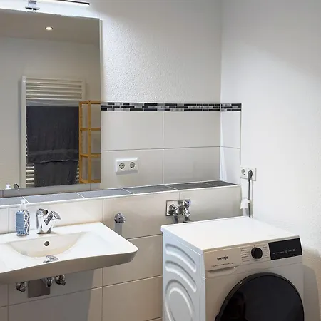 Stella Barrierefrei & Zentral, Mit Balkon, Aufzug & Parkplatz * Werne