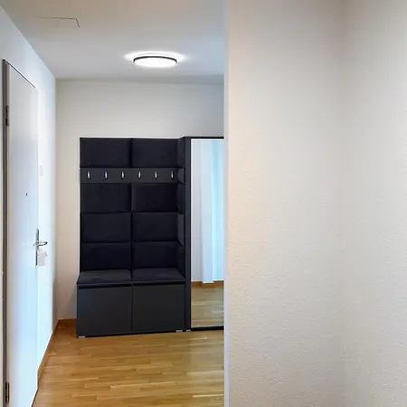 Apartment Stella Barrierefrei & Zentral, Mit Balkon, Aufzug & Parkplatz *