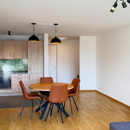 Stella Barrierefrei & Zentral, Mit Balkon, Aufzug & Parkplatz Werne