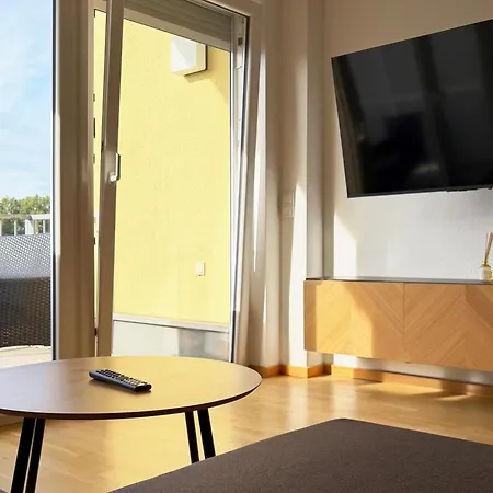 Stella Barrierefrei & Zentral, Mit Balkon, Aufzug & Parkplatz Apartment Werne